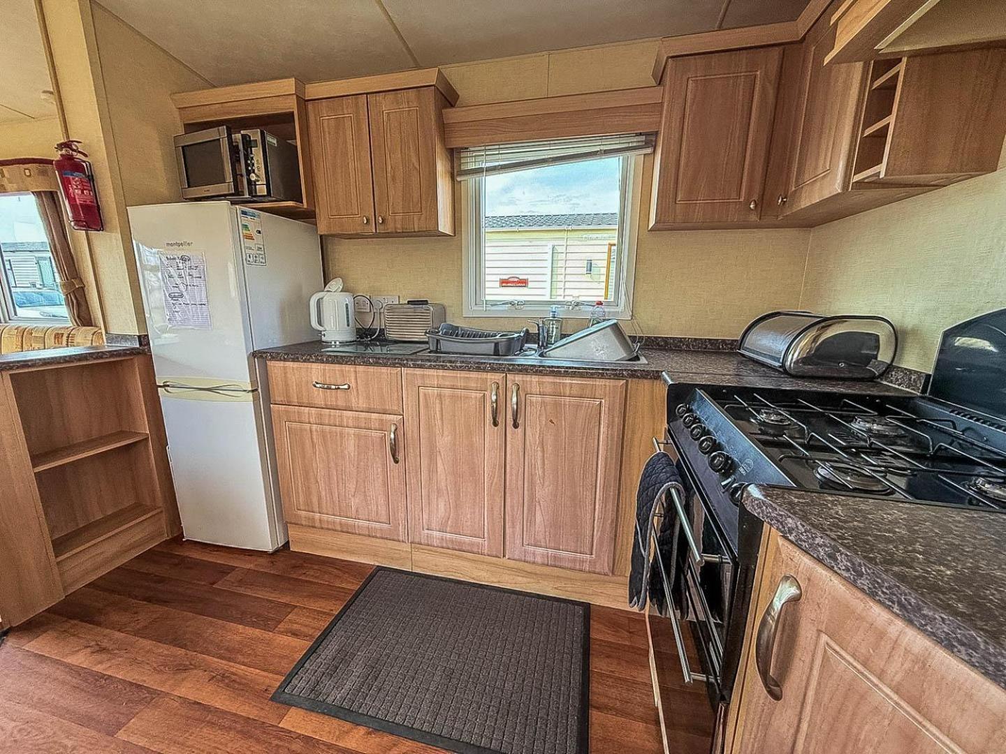 Spacious 8 Berth Caravan At Southview Holiday Park Near Skegness Ref 33018Ml 外观 照片